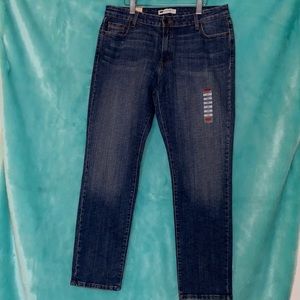 Levi's mid rise skinny jeans. Sz 16m. New. Blue wash.